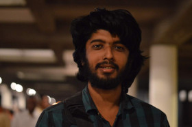 https://dhivyeshv.myportfolio.com/